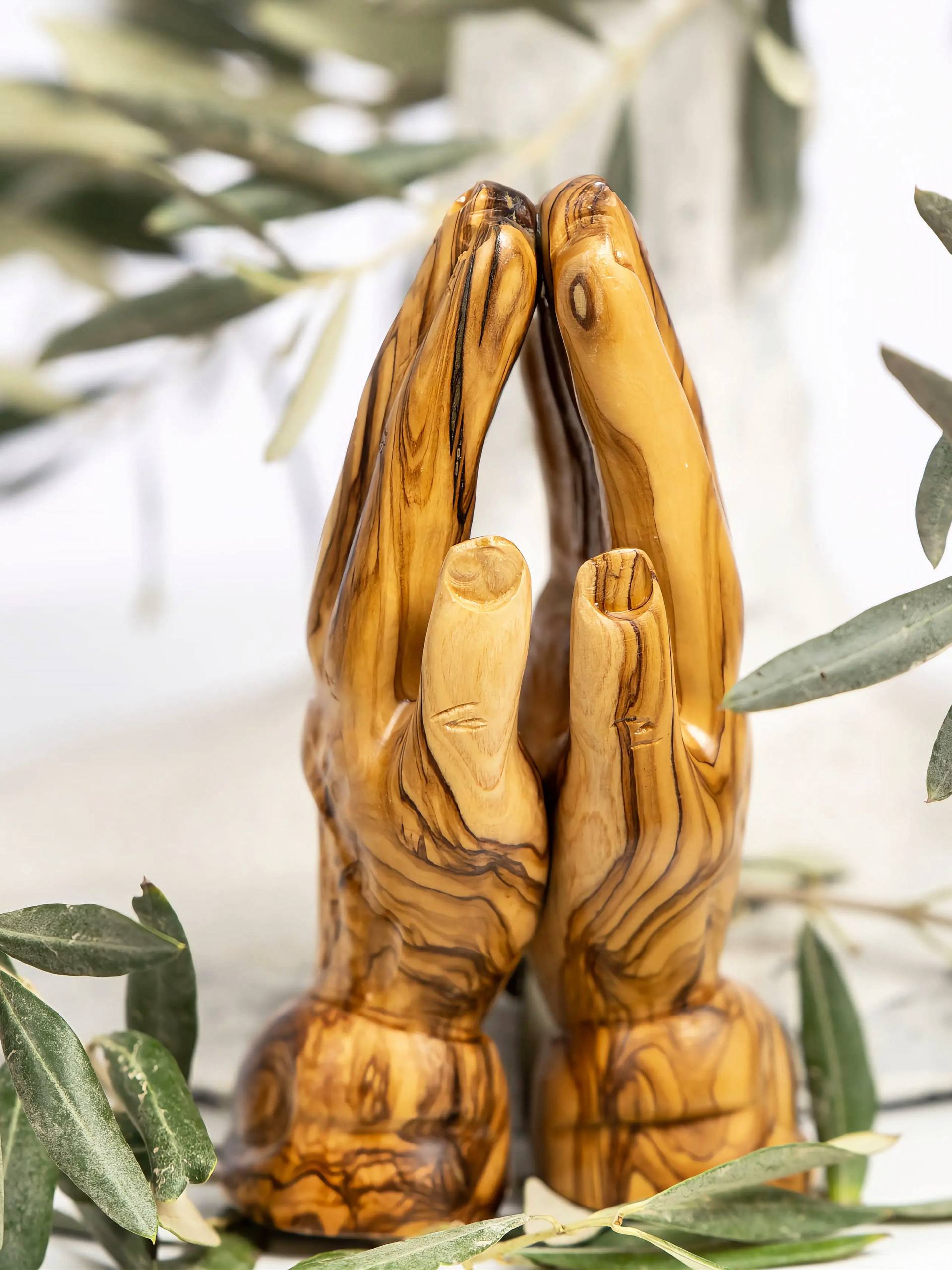Betende Hände aus Olivenholz. Handgefertigt in Bethlehem