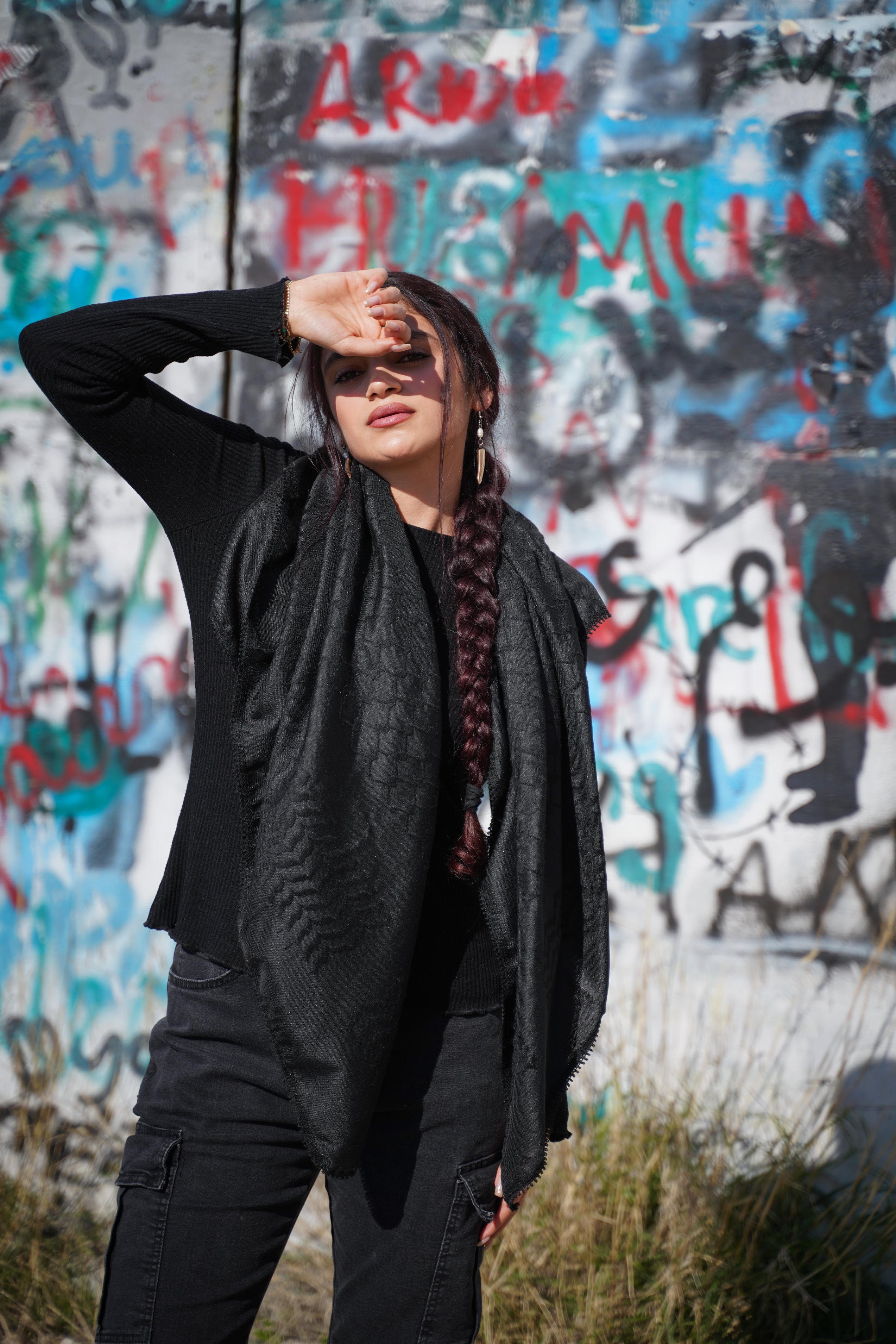 Webmuster der Black Edition Kufiya mit schwarzen Nähten - aus Palästina