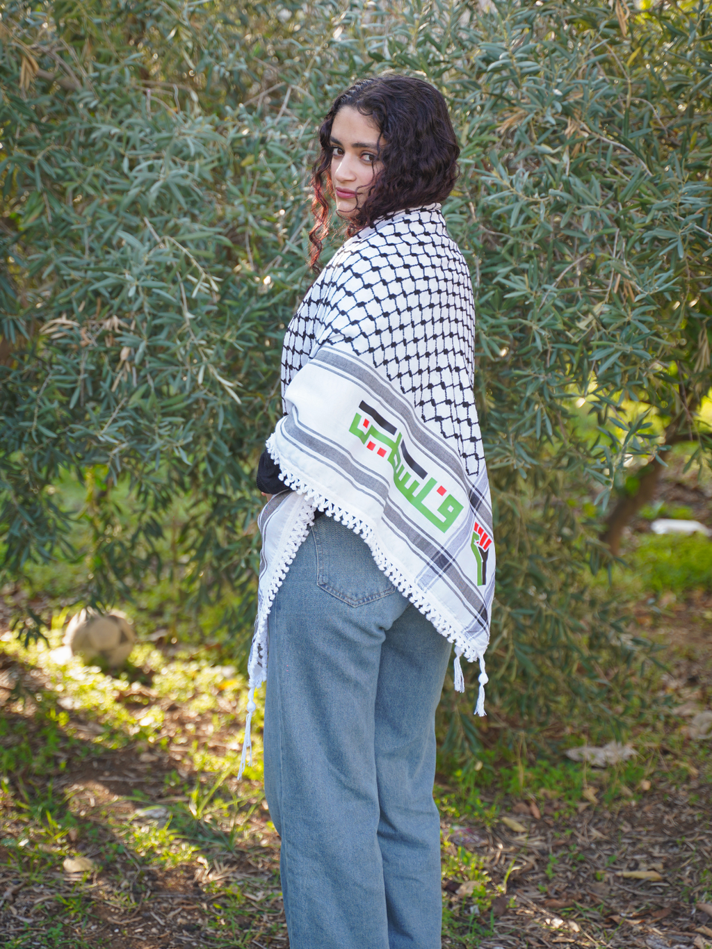 showing the solidarity kufiya with prints
