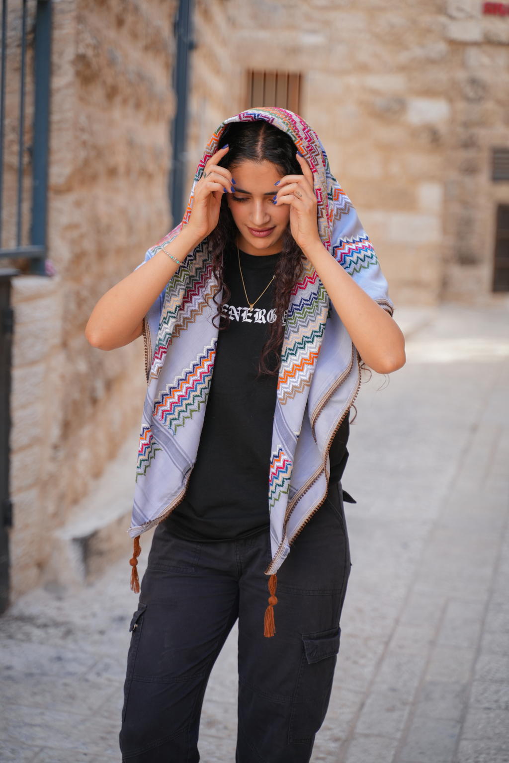 Gaza Spirit Kufiya als Kopfbedeckung - Hergestellt in Palästina