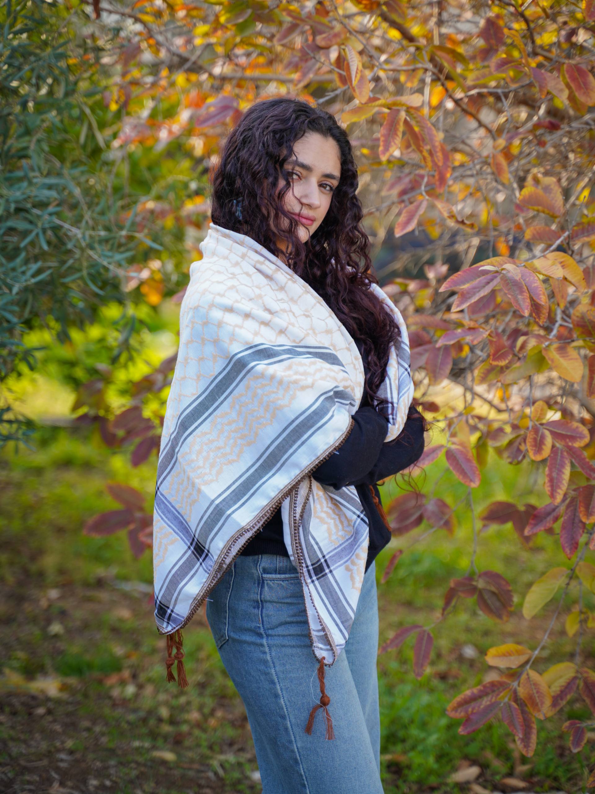 Handgefertigte Kufiya aus Nablus Palästina. Unsere Wüstensand Kufiya