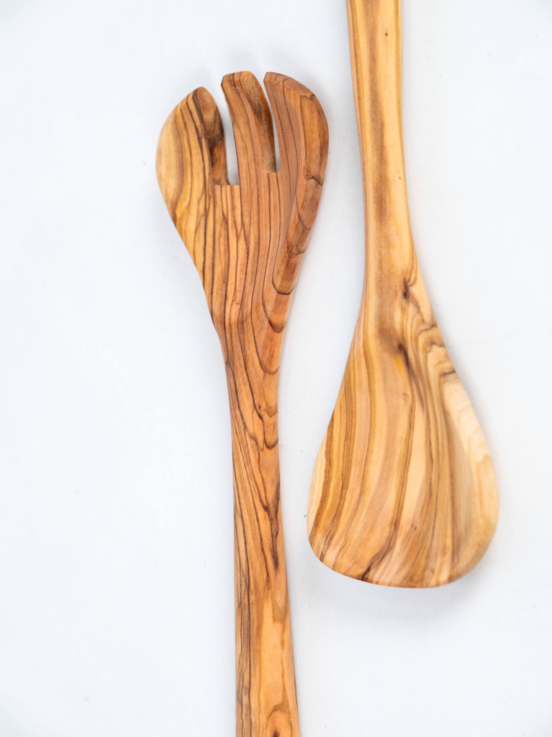 Salatbesteck aus Olivenholz